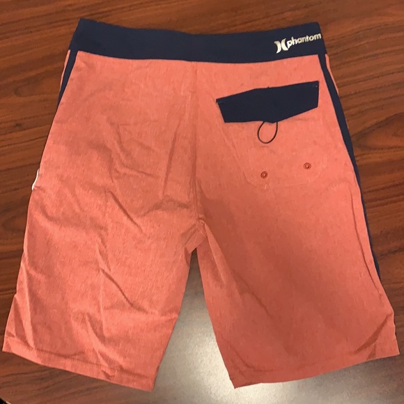 Hurley JJF Solid 21” Phantom Boardshorts Red - Picture 3 of 3